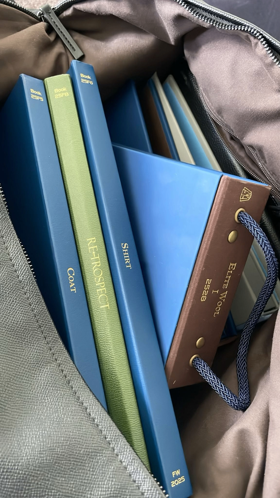 Made to measure suit detail 4